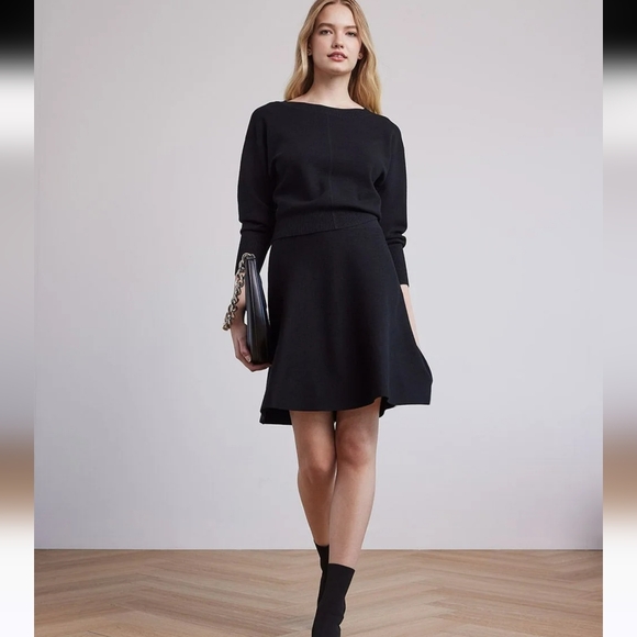 RW&CO Crop Sweater - Picture 2 of 7